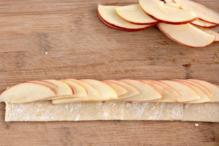 Cách làm bánh táo Rose Recipe Rosette Tart