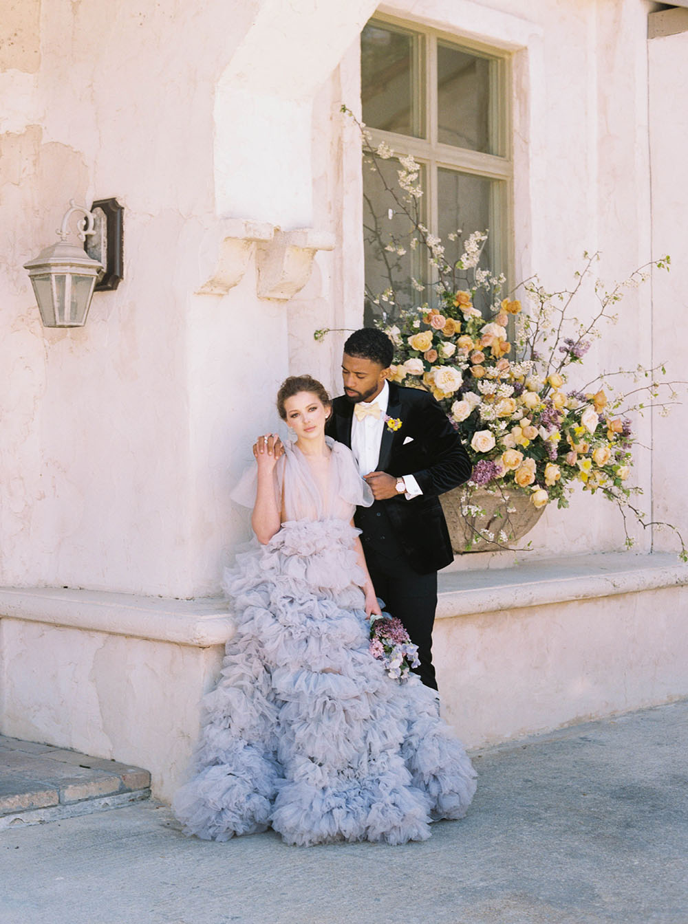 Váy cưới màu Lilac mềm mại