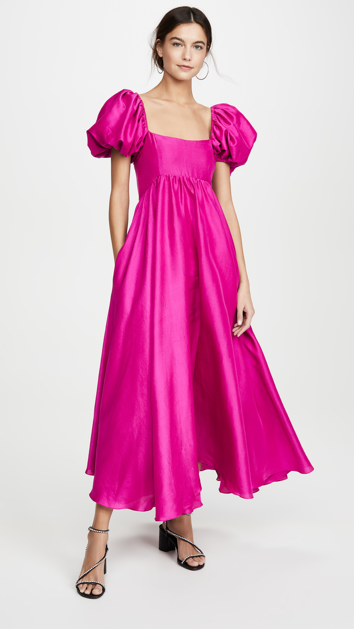 Azeeza Rory Puff Sleeve Wedding Dress Best Pink Wedding Dresses for 2021 2022 Brides Bridal Musings 1 - 30 chiếc áo dài cưới màu hồng dành cho cô dâu yêu thích sắc màu