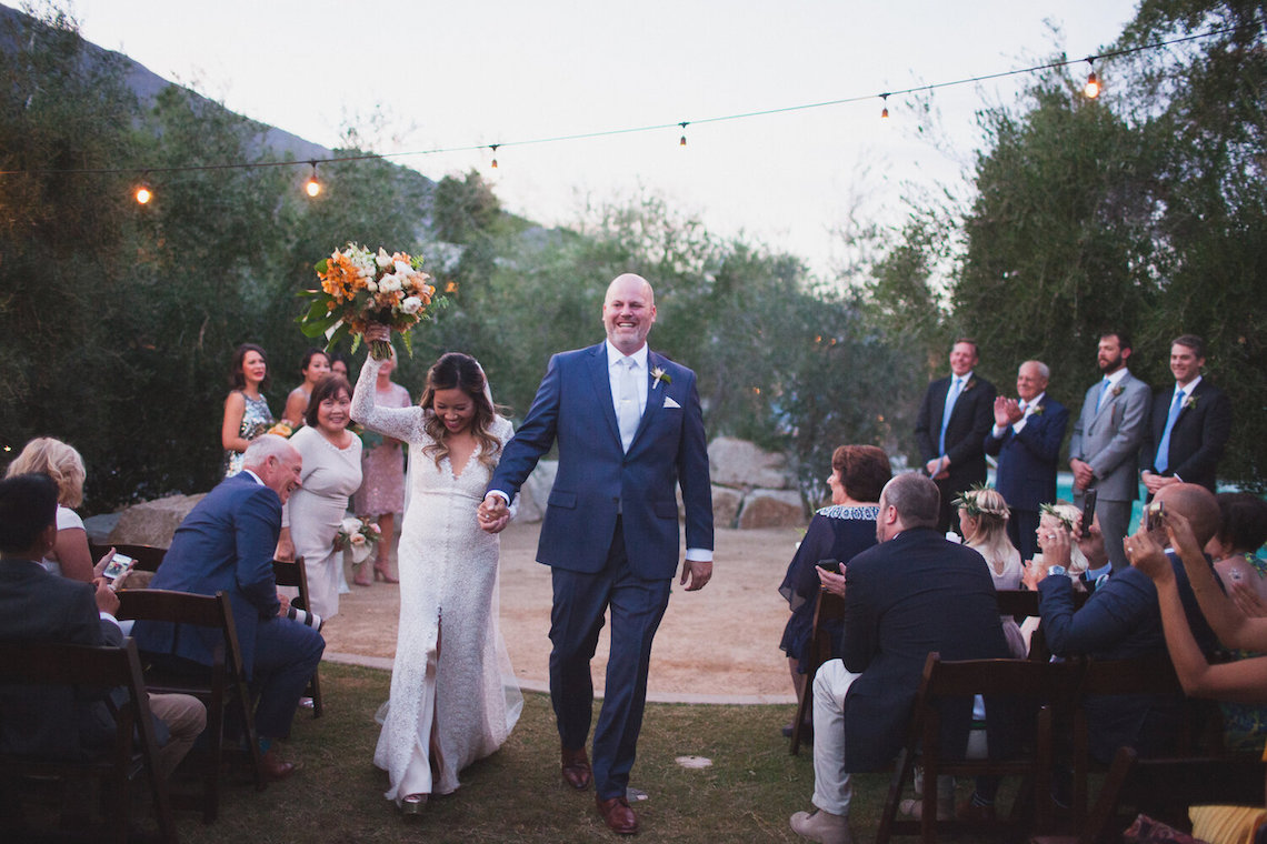Claire Eliza Palm Springs Wedding Photographer Hot to Keep Guests Cool at Your Summer Wedding Bridal Musings - 14 cách để giữ cho khách mời mát mẻ trong đám cưới mùa hè của bạn