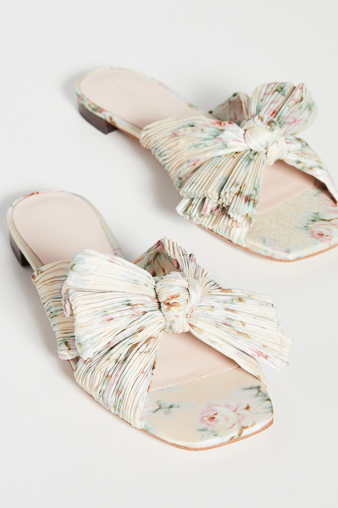 Loeffler Randall Daphne Flat Sandals at ShopBop Flat Wedding Shoes Just As Chic As Heels Bridal Musings - 20 đôi giày cưới bằng phẳng (sang trọng như giày cao gót)