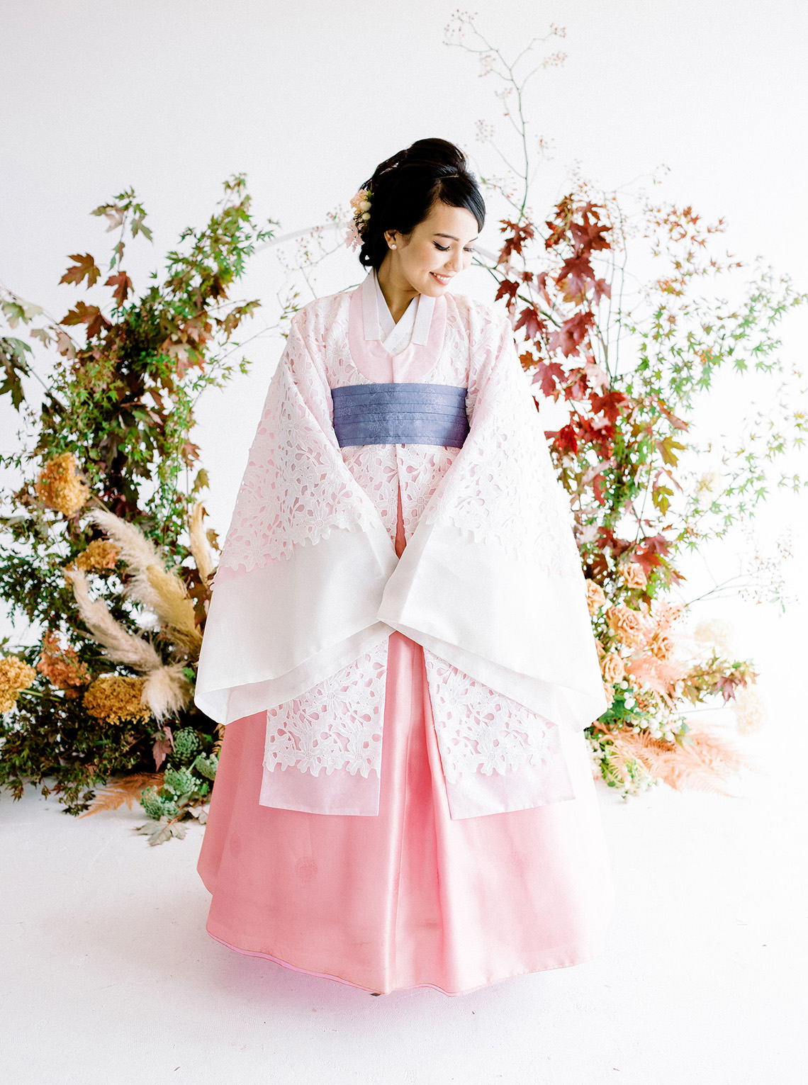 Modern Korean Wedding Inspiration lilelements Anadena Photography 12 - 15 chiếc váy cưới Hanbok Hàn Quốc tuyệt đẹp và hiện đại