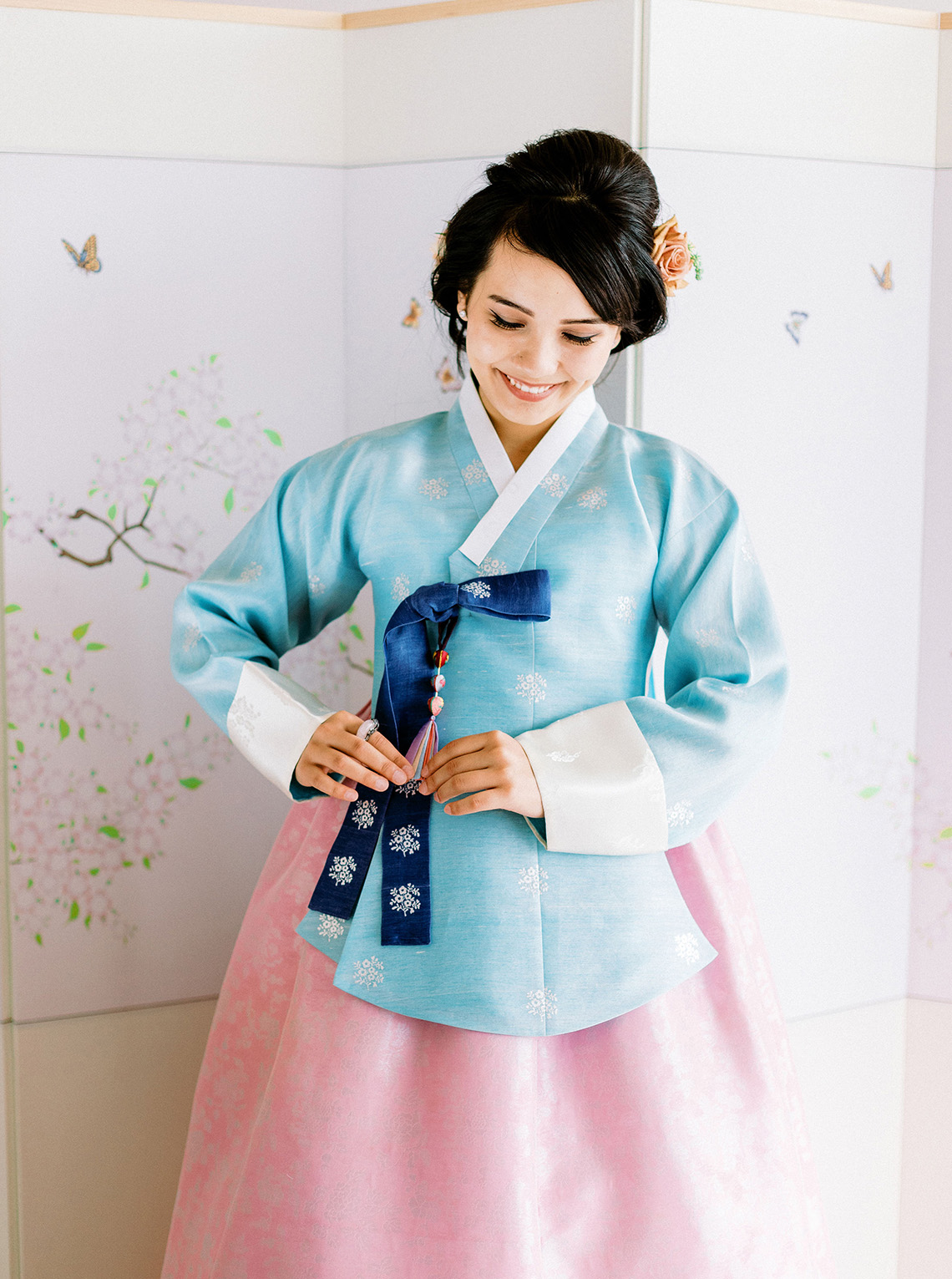 Modern Korean Wedding Inspiration lilelements Anadena Photography 85 - 15 chiếc váy cưới Hanbok Hàn Quốc tuyệt đẹp và hiện đại