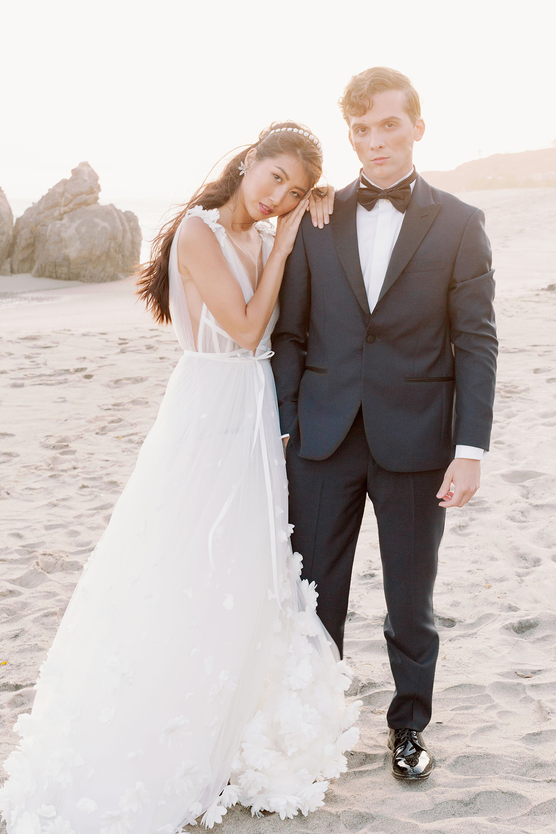 Ethereal Malibu Beach Wedding Inspiration Courage and Dash Photo 14 - Cách thực hiện và các nền tảng tốt nhất