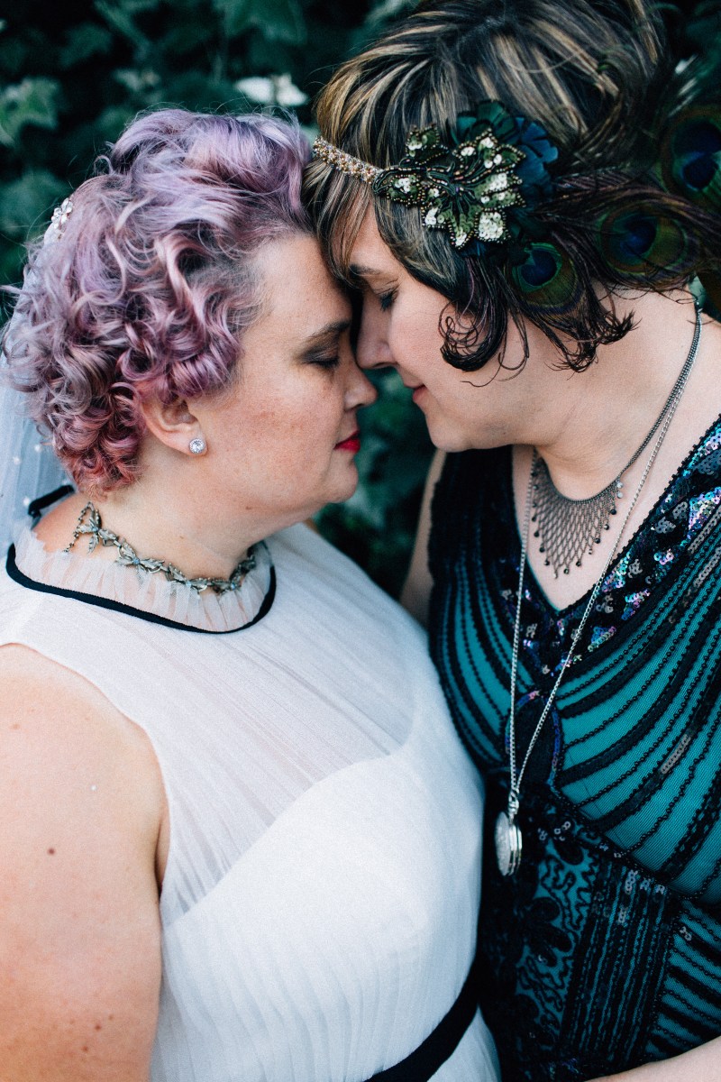 1627913439 57 transgender wedding in Iowa on offbeat bride 38 - Một kỳ quặc thời gian du lịch chuyển giới đồng tính nữ đám cưới