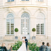 Marie Antoinette Váy cô dâu lấy cảm hứng từ Thung lũng Loire Chateau