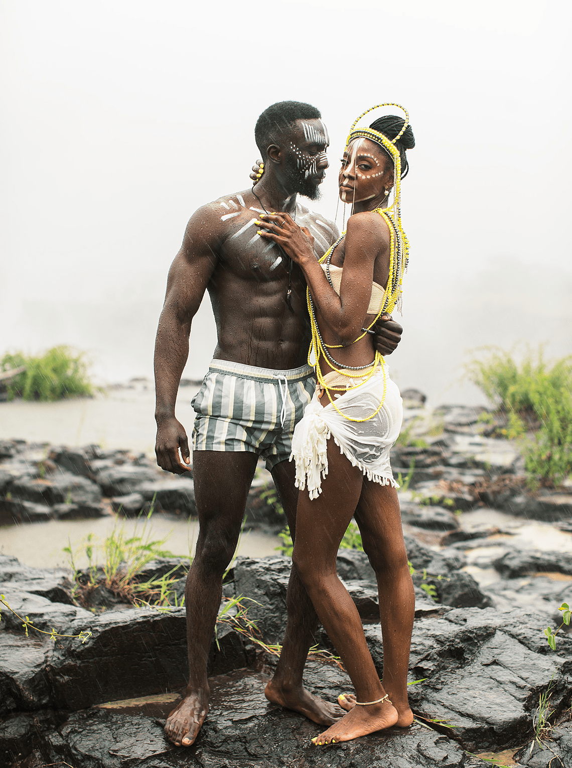 Black Panther Inspired African Wedding Ideas Livingstone Island Zambia Love From Mwai Stepan Vrzala 11 - Mẹo Lập kế hoạch & Cảm hứng Đám cưới Tốt nhất từ ​​khắp Châu Phi