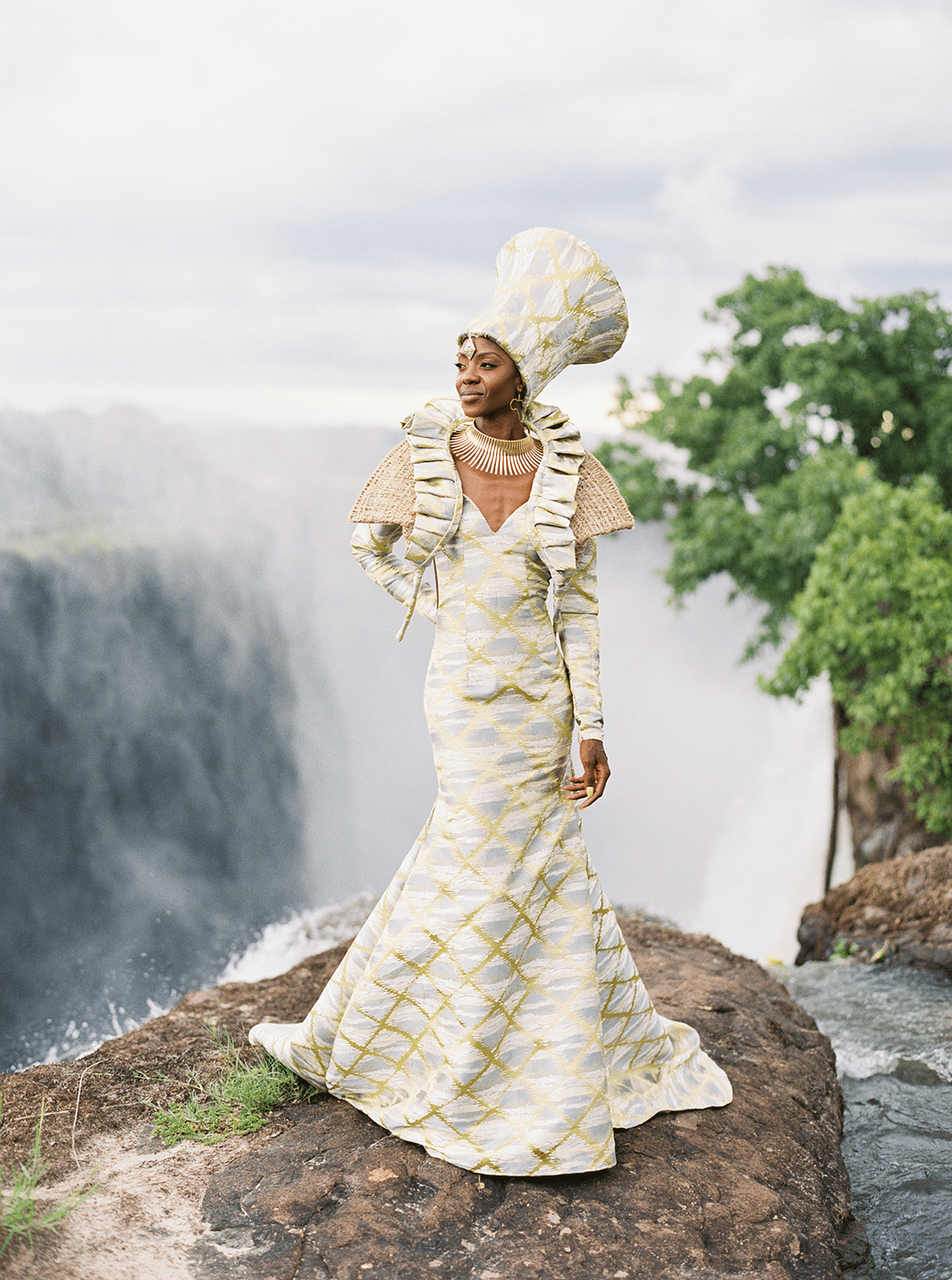 Black Panther Inspired African Wedding Ideas Livingstone Island Zambia Love From Mwai Stepan Vrzala 87 - Tại sao bạn nên xem xét châu Phi cho đám cưới điểm đến của bạn